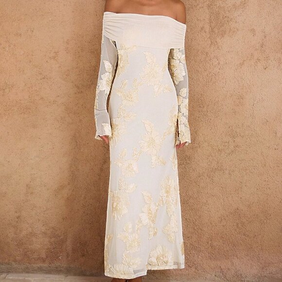 Apricot Elegant Women's Knit Textured Fabric Off-Shoulder Mermaid Hem Dress - Picture 3 of 7